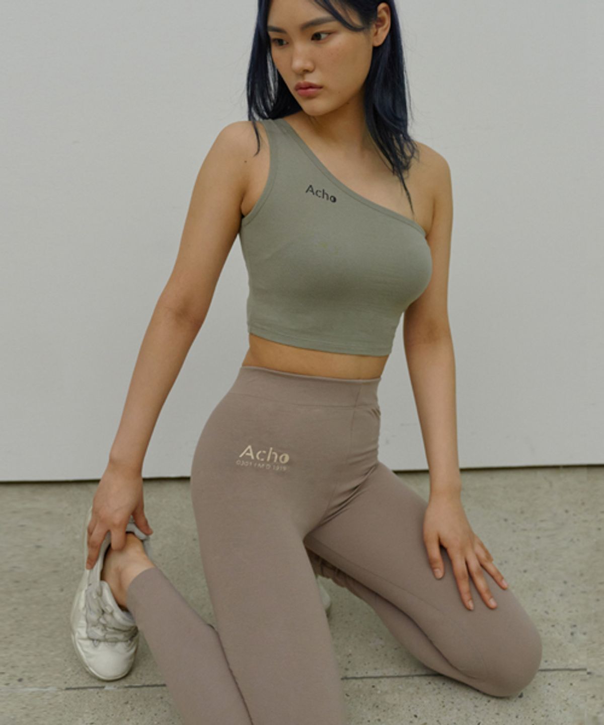 아쵸(ACHO) 로고 면스판 밴드 4계절 레깅스_베이지