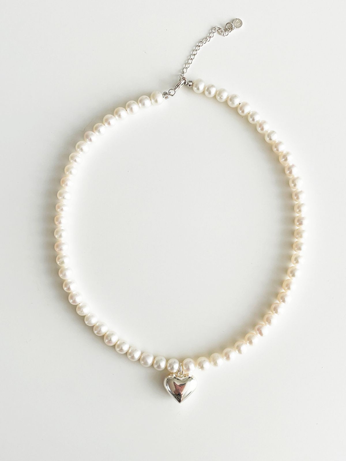 엘리오나(ELYONA) Silver Heart Pearl Chocker