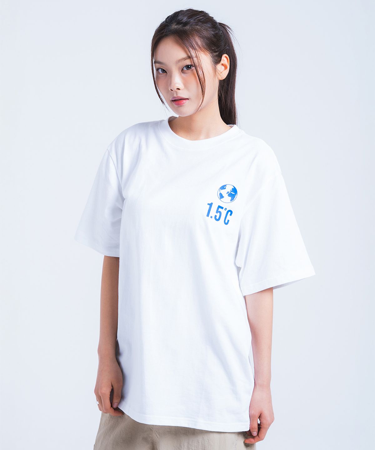 폴루션(POLLUTION) Asymmetric LOGO HALF SLV T
