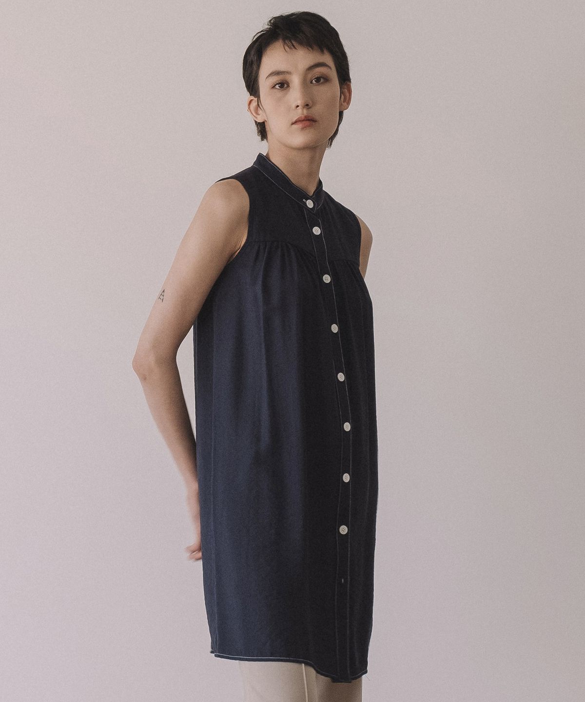 쥐엠쥐에스(GMGS) Retro Shirts Dress (Navy)
