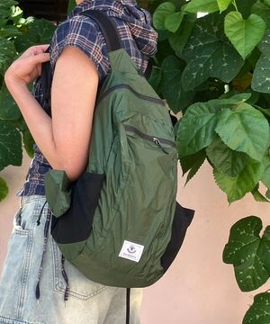 초경량 포켓 폴딩 백팩 24L - 헌터그린