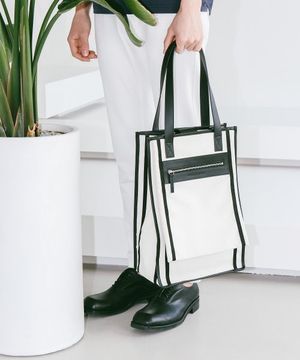 카우하이드 트리밍 캔버스 토트 백