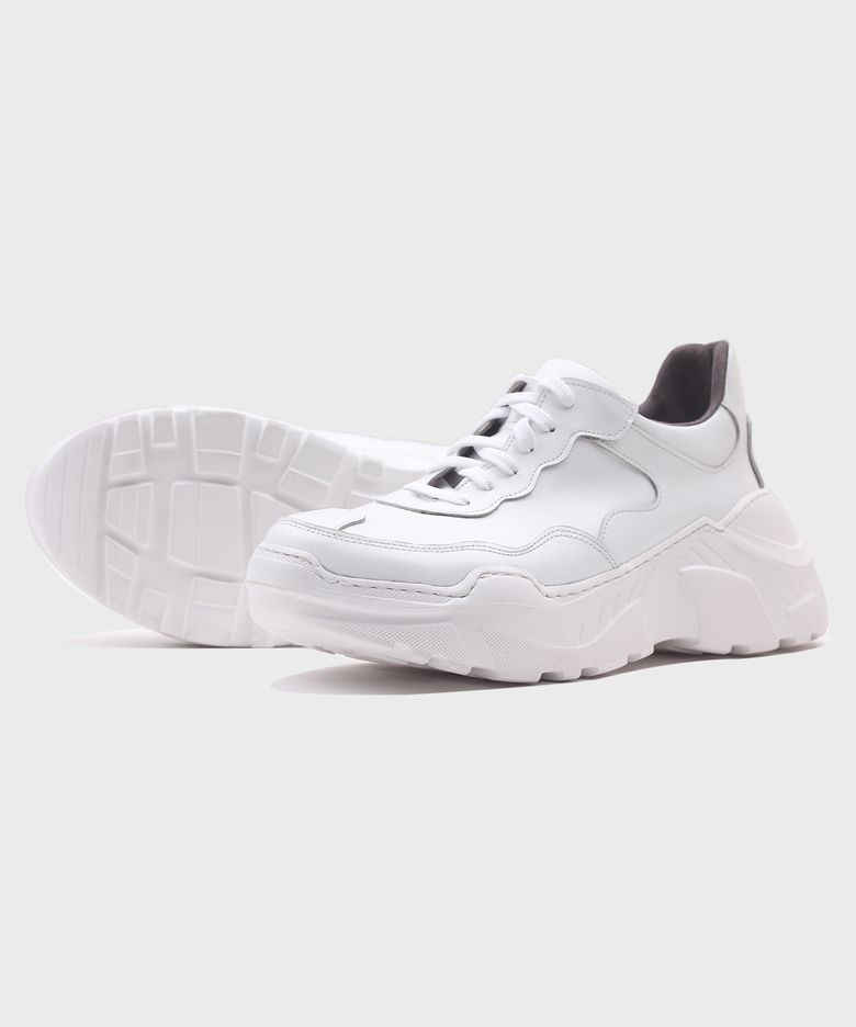 SN002_Sneakers