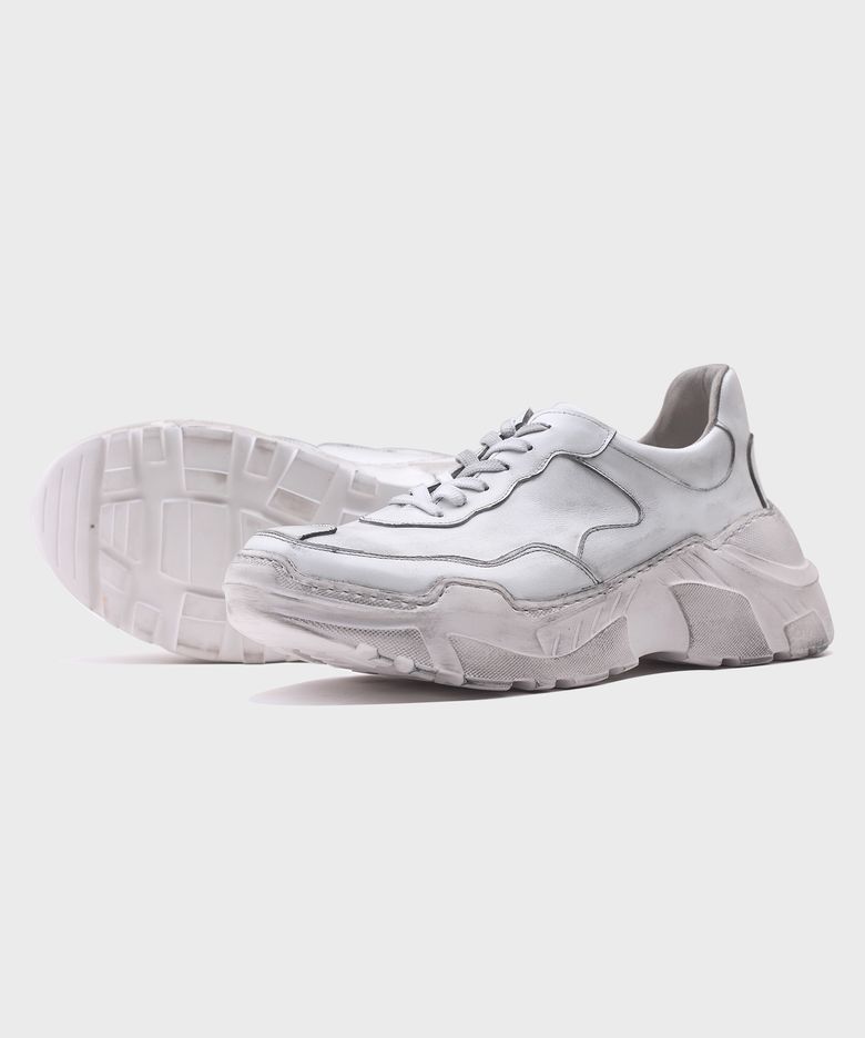 SN004_Sneakers