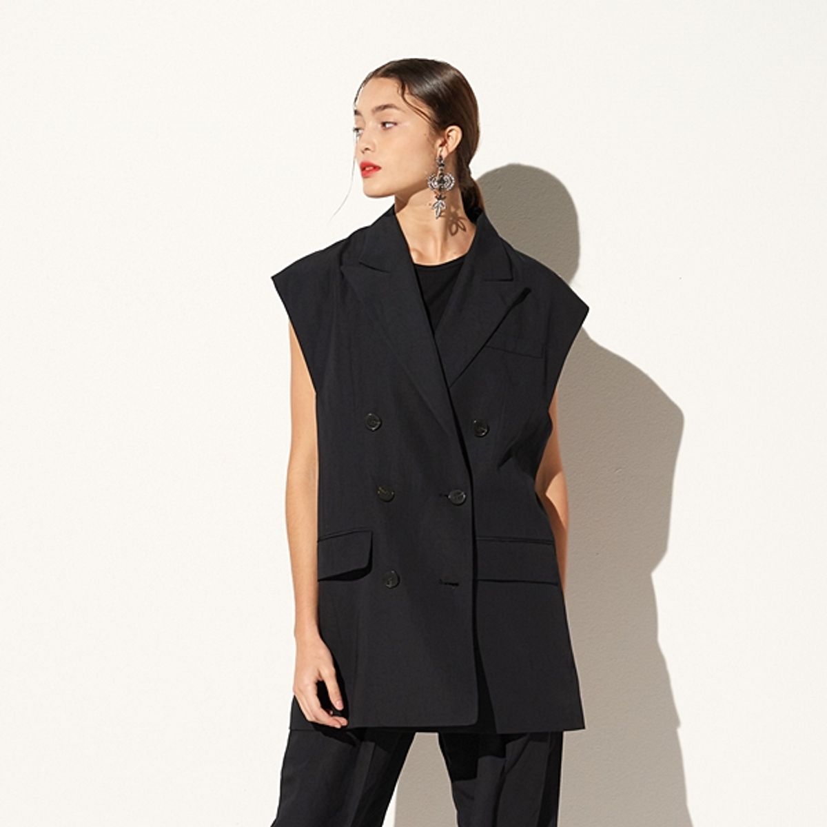 핀블랙(PINBLACK) LINEN TAILORED VEST BLACK