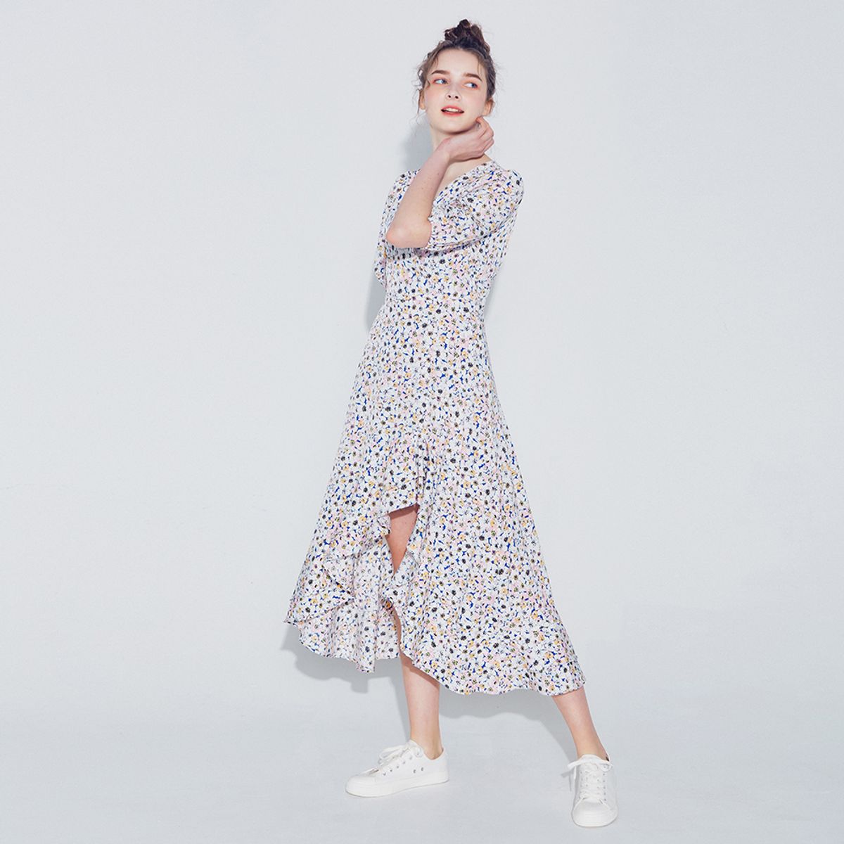 웬스데이딜라잇(WEDNESDAY DELIGHT) Flower Frill Long Dress_White