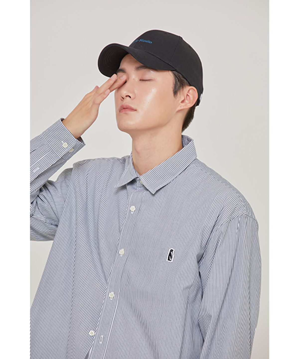 수에뇨스튜디오(SUENO STUDIO) 레터링 포인트 볼 캡(블루 로고)