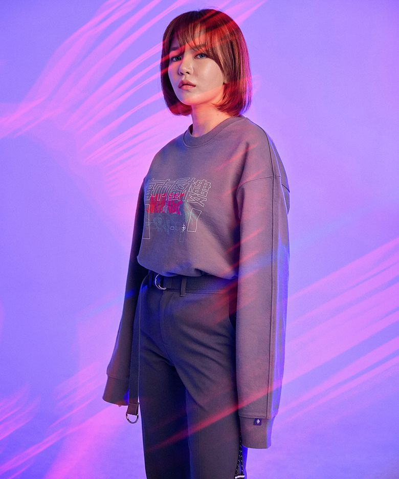 미라지 스웻셔츠