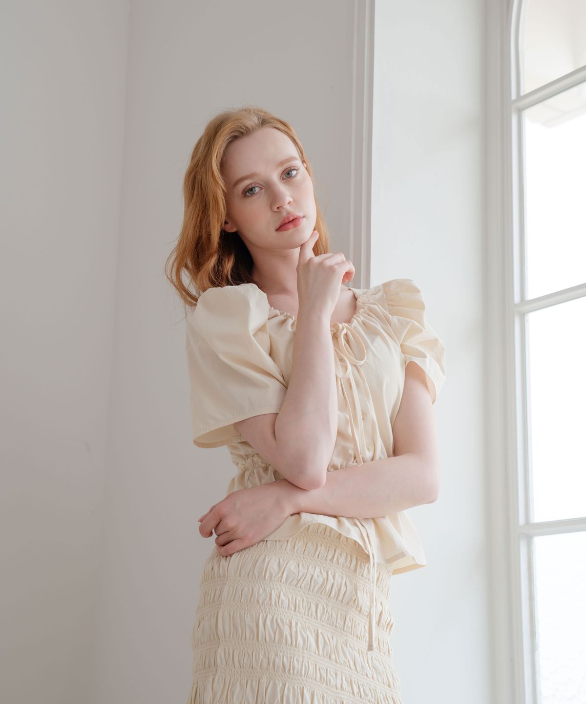 벨루아(VELUA) String blouse _ cream