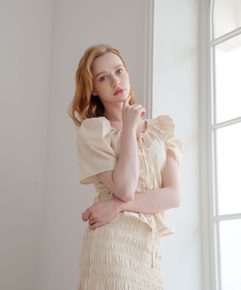 String blouse _ cream