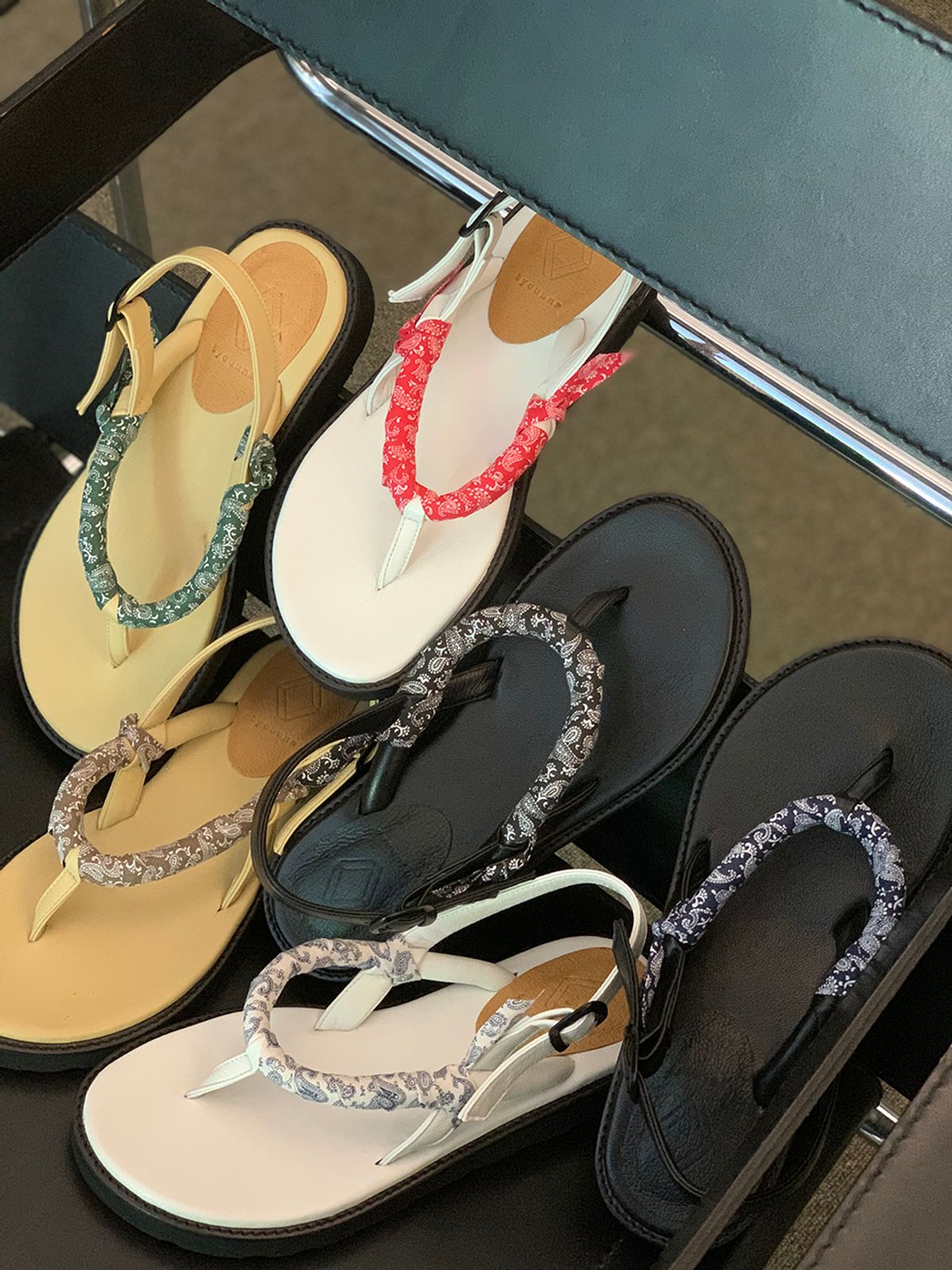 바이언스(BYEUUNS) BKS2003 HOJI SANDAL / 3colors