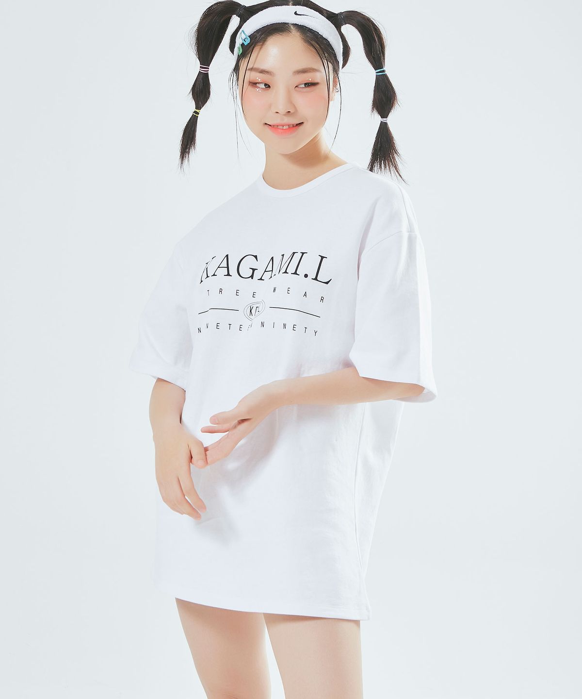 카가미엘(KAGAMI.L) 오버사이즈 빅 프론트 티셔츠 화이트
