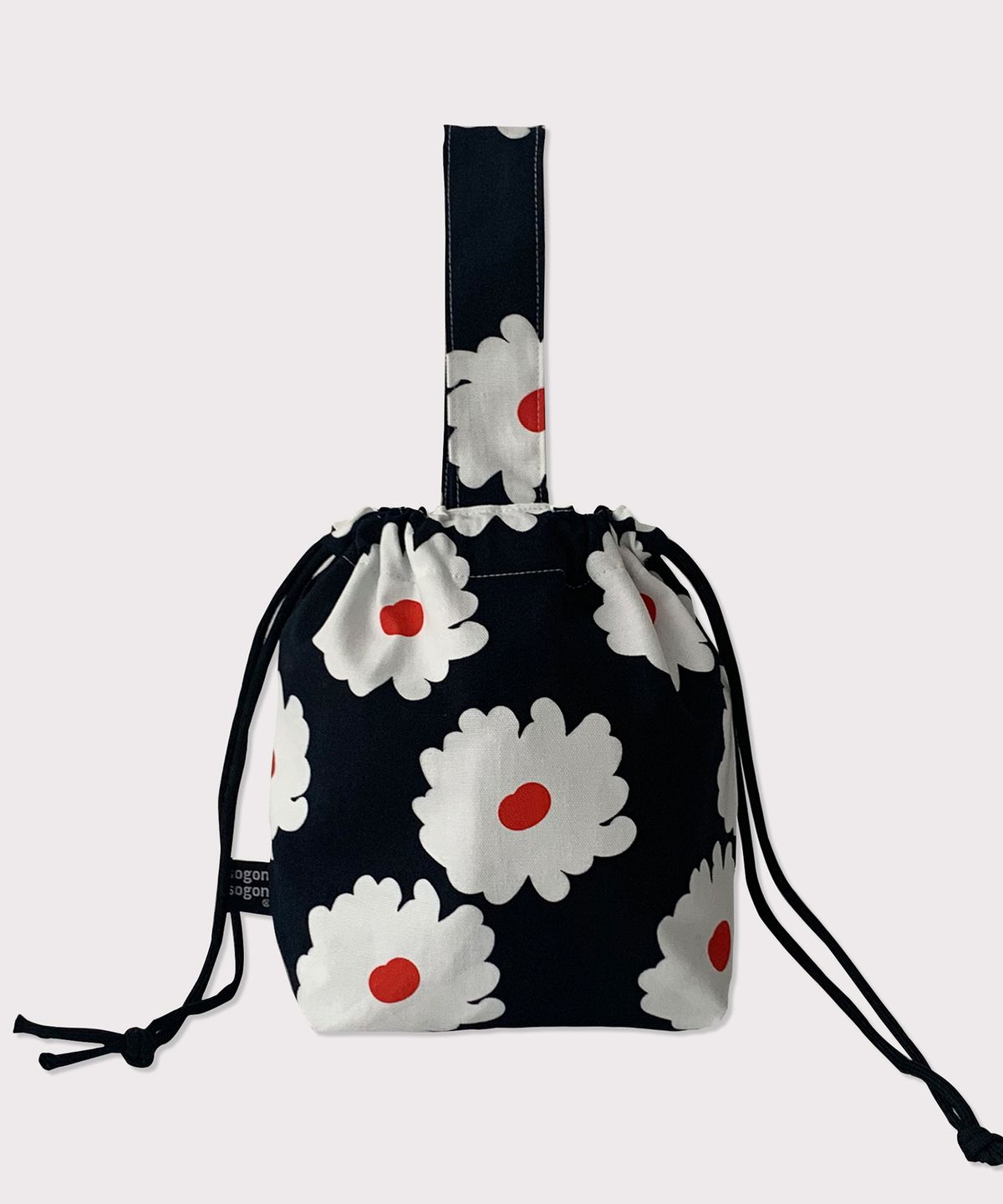 소곤소곤(SOGONSOGON) Floral string bag