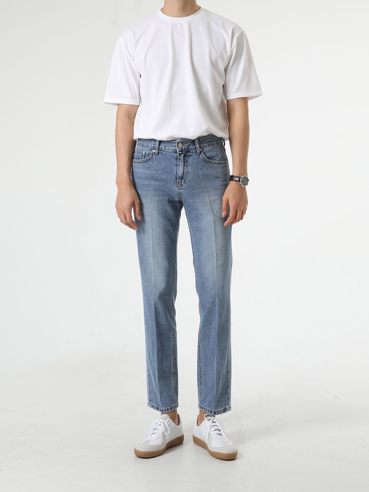 뉴카미(NEWCAMI) LIGHT BLUE JEANS [CROP FIT]