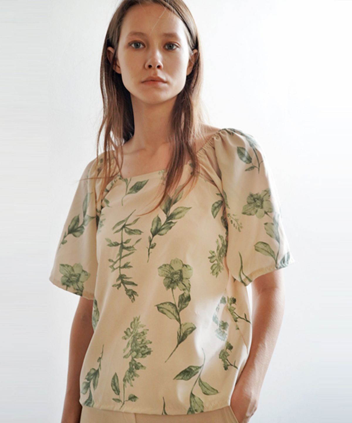 데미지니모닉(DAMAGE MNEMONIC) 그린 플라워 오프숄더 [Green Flower Off Shoulder]
