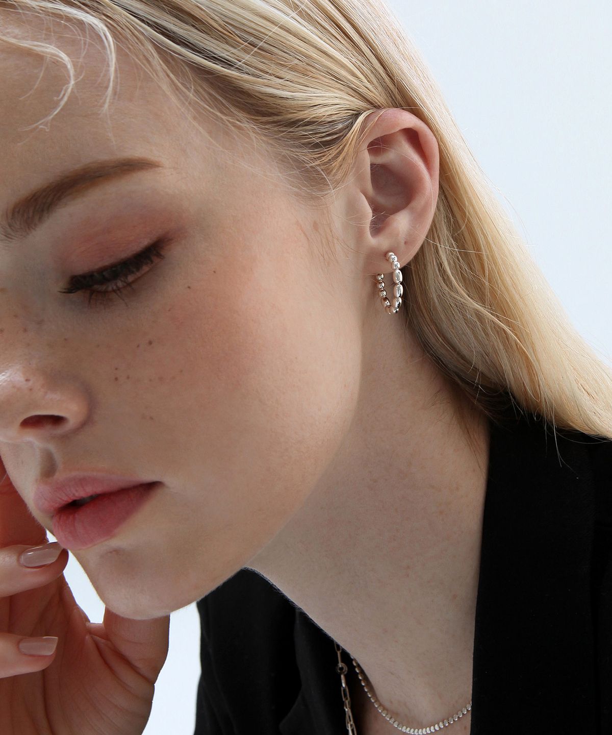위트홀리데이(WIT-HOLIDAY) glow seed earring [silver] - silver925
