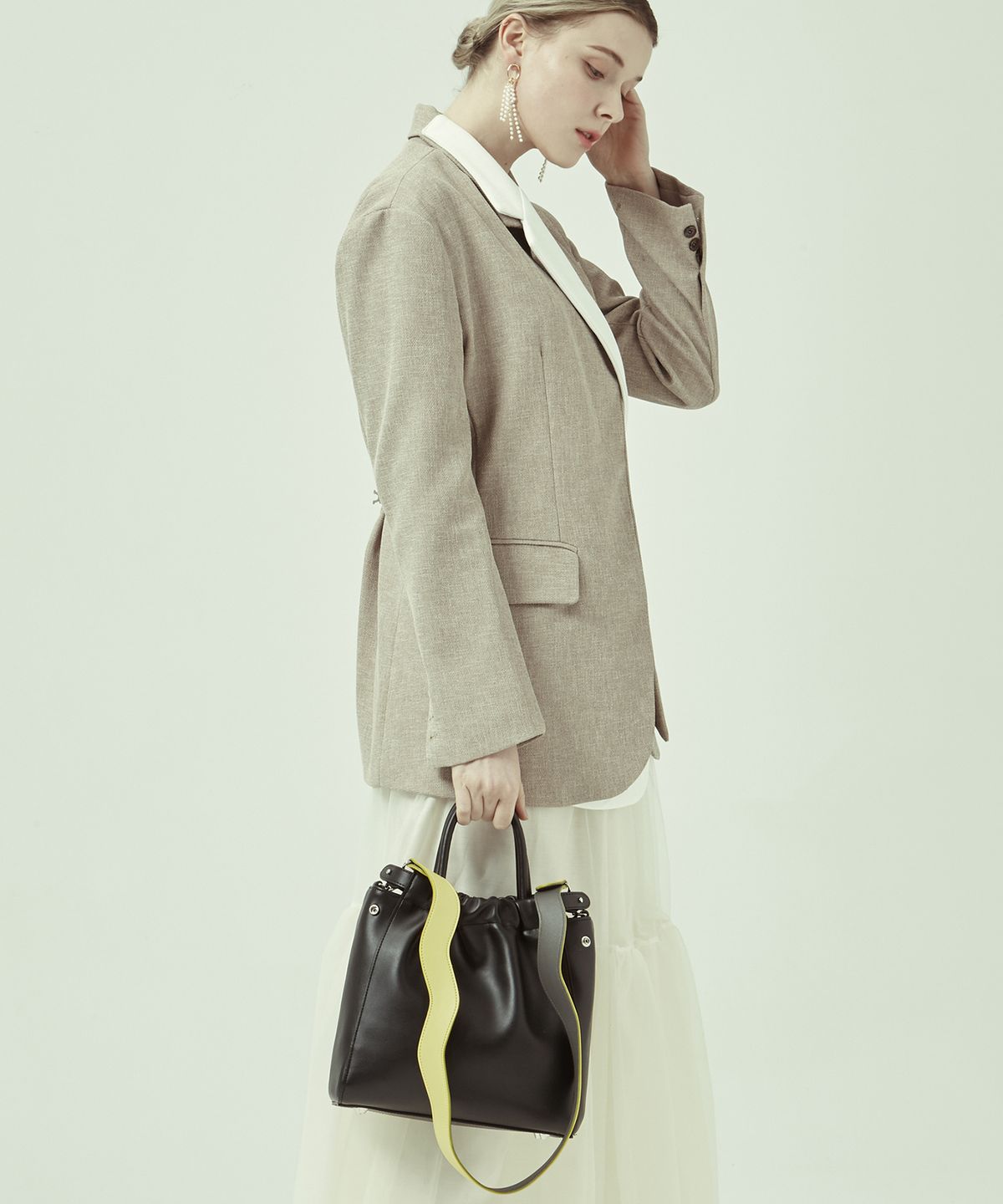 보니블라(BONIBLAH) DOUX BAG (EBONY BLACK)
