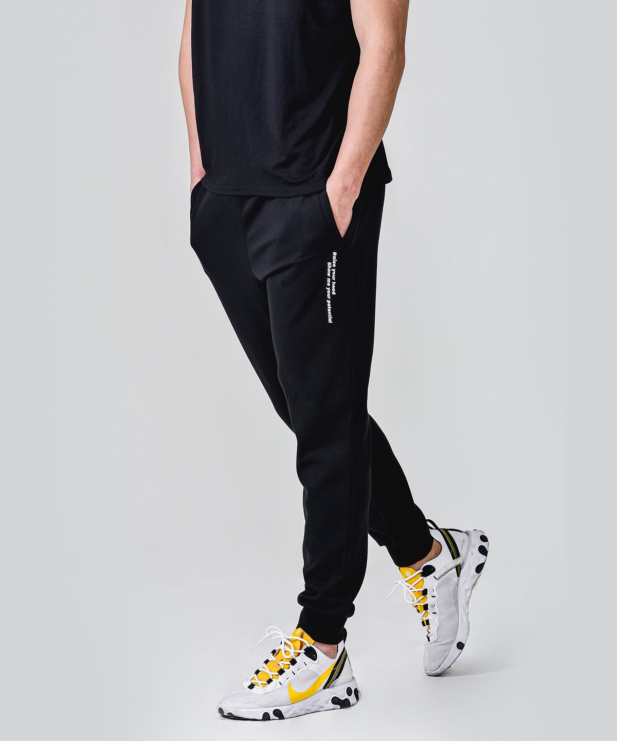 레스테(LESTE) 트레이닝 JOGGER.pants Black