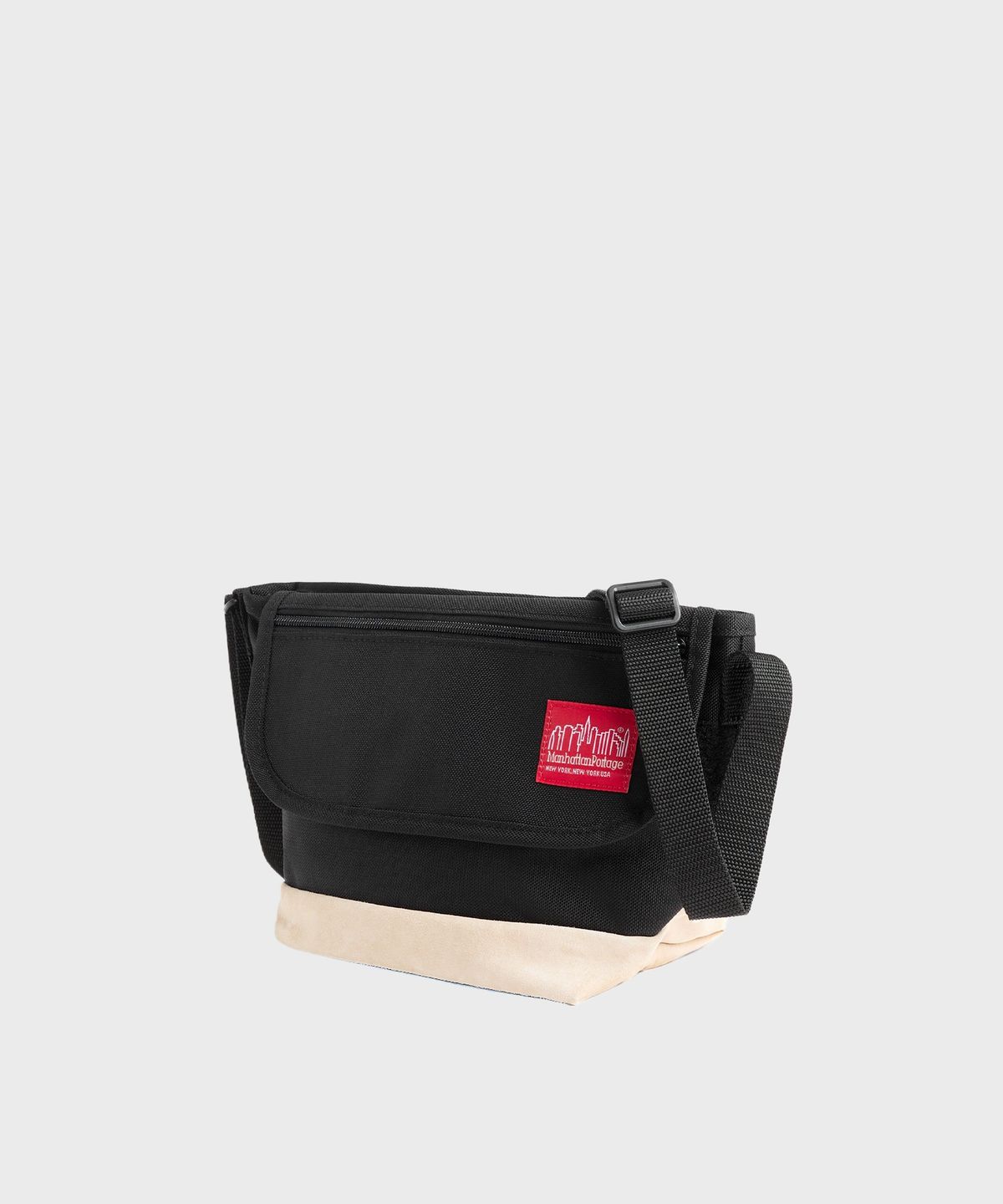 맨하탄 포티지(MANHATTAN PORTAGE) 1603 미니 NY 메신저백 BLACK 스웨이드