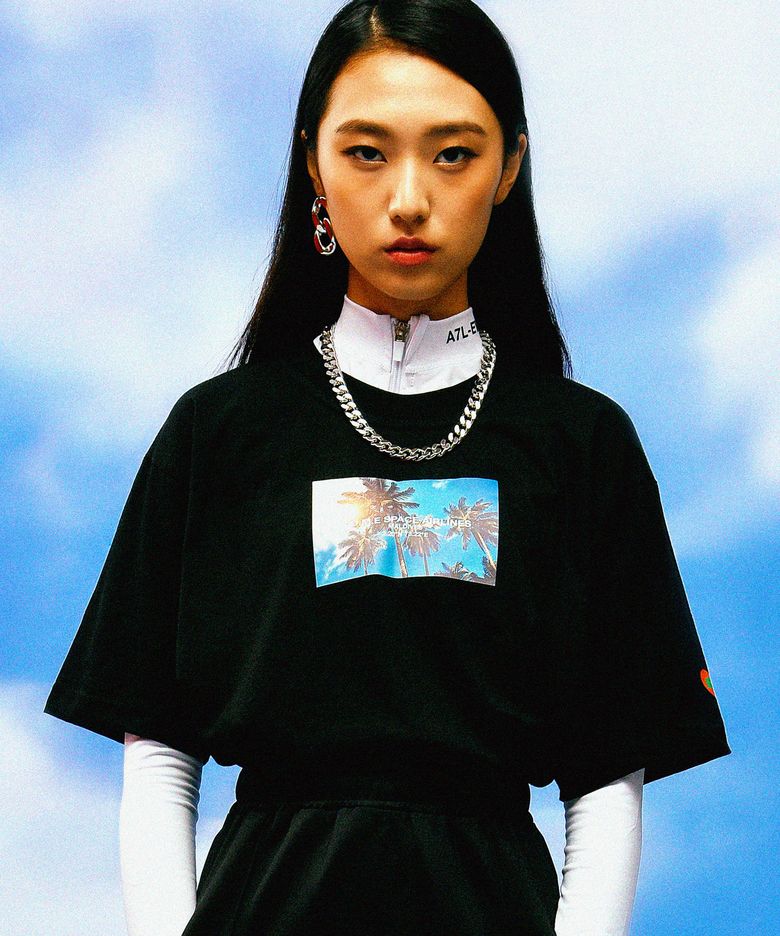 [UNISEX] ‘MALDIVES’ T-Shirt (Black)