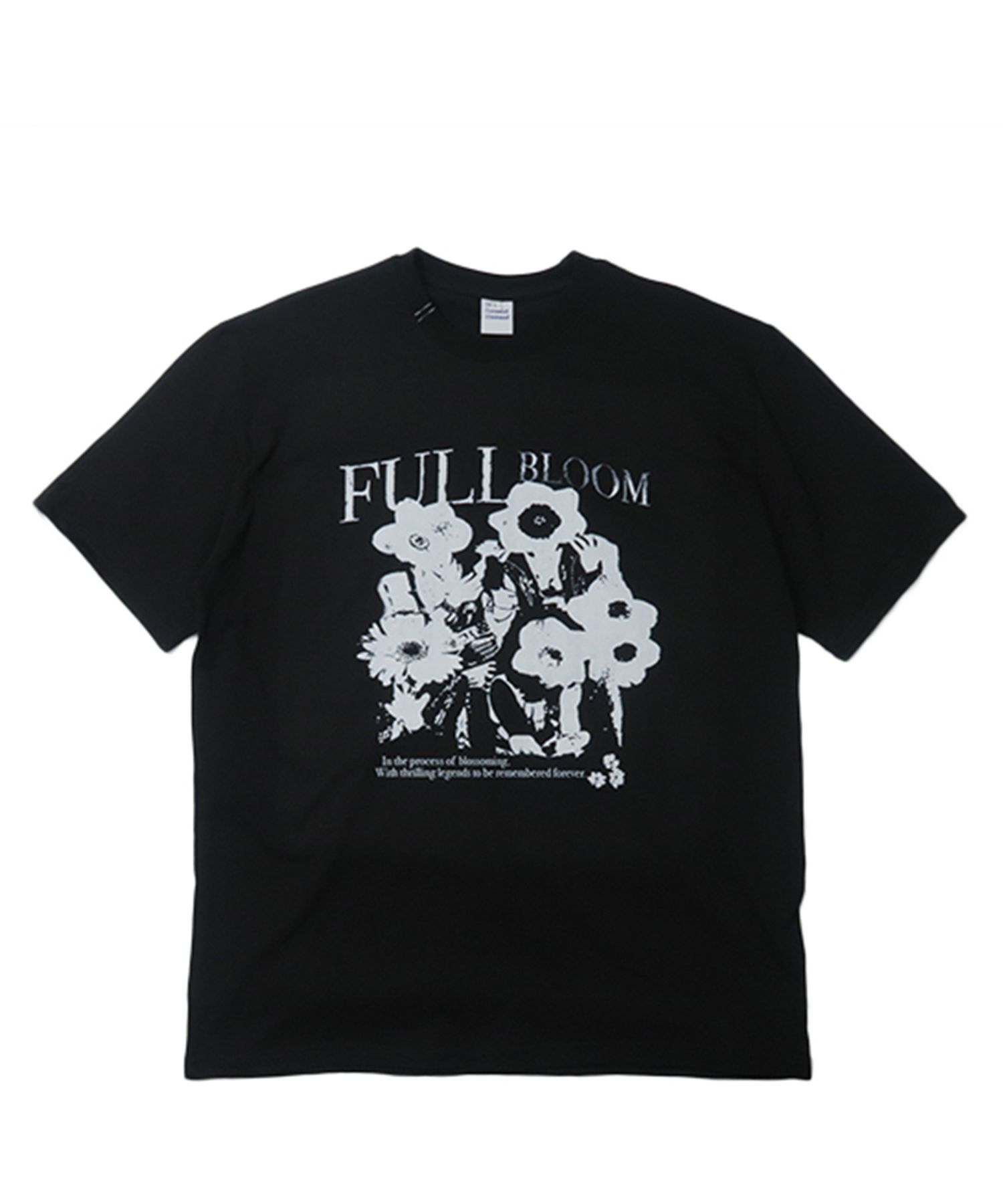 【THE COLDEST MOMENT】TCM blur logo T thecoldestmoment