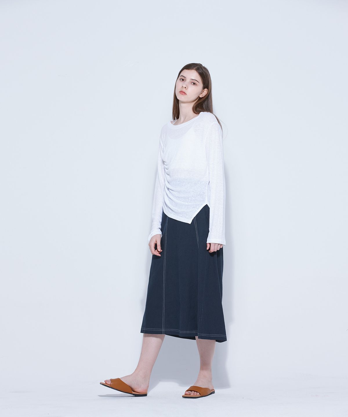 웬스데이딜라잇(WEDNESDAY DELIGHT) Stitch Skirt_Navy