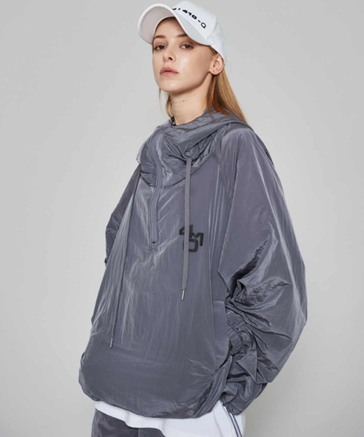 써치410(SEARCH410) [UNISEX] NUMBER ANORAK HOODIE_CHARCOAL