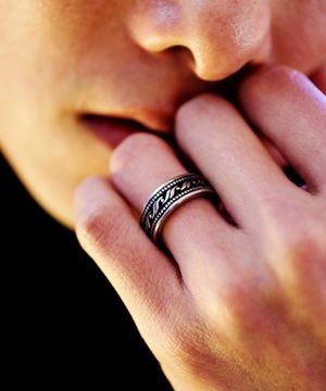 B014 [써지컬스틸] 심플앤틱패턴 반지