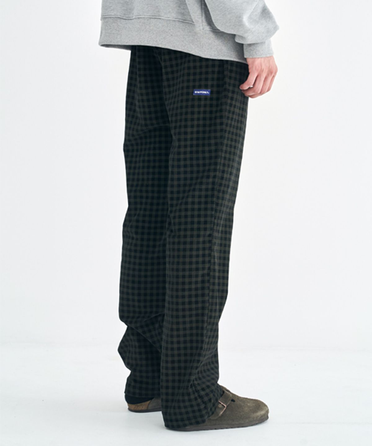 스텝온리(STAFFONLY) STEADY CHECKED PANTS (KHAKI)