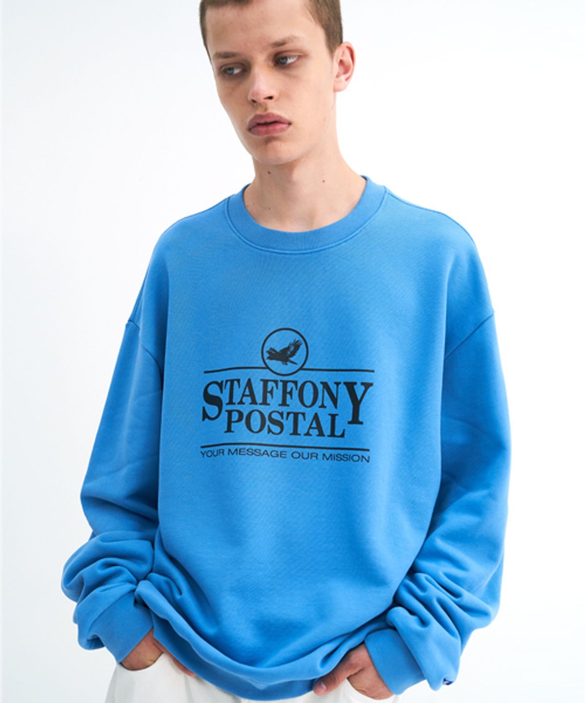 스텝온리(STAFFONLY) EAGLE SWEATSHIRT (SKY BLUE)