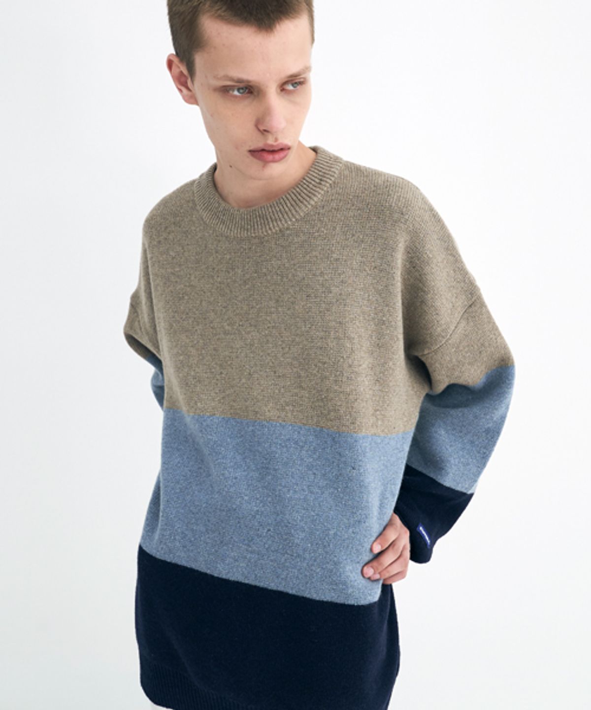 스텝온리(STAFFONLY) STEADY STRIPED KNIT (BLUE)