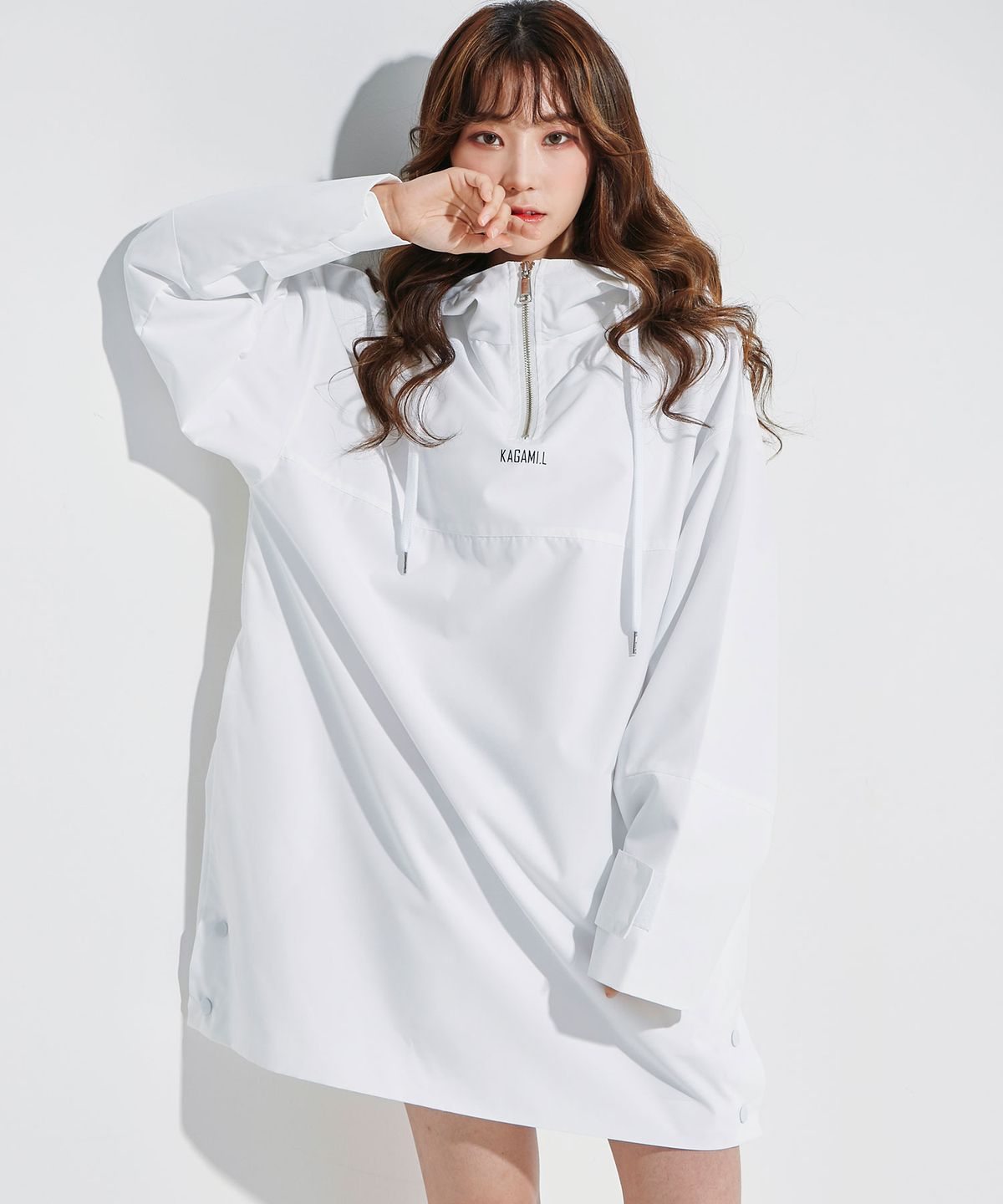 카가미엘(KAGAMI.L) Oversize Anorack Hoodie Onepiece White