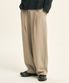 Deep One Tuck Sweat Pants [Light Khaki]