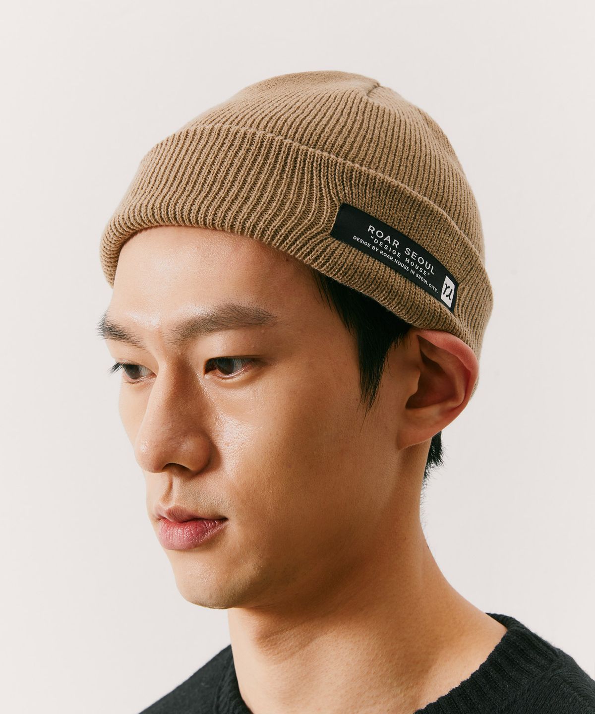 오드닷(ODD DOT) (Unisex) 로고 라벨 베이직 숏 비니_BEIGE