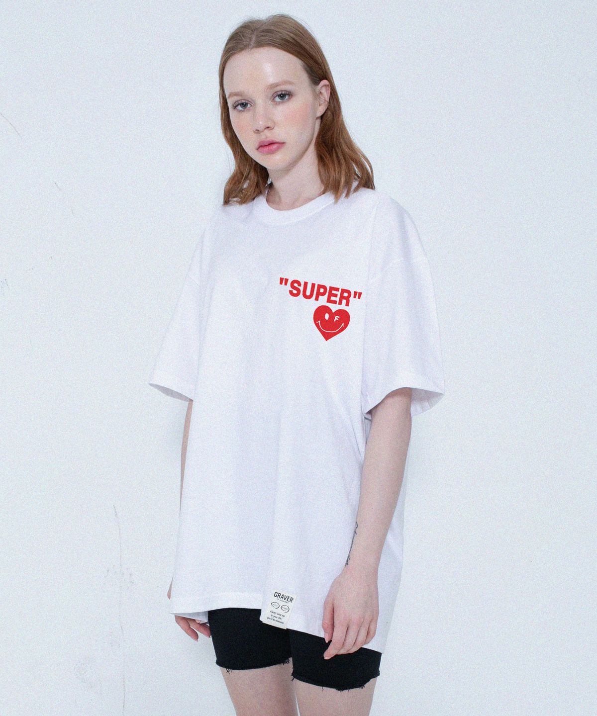 그레이버(GRAVER) [UNISEX]SUPER 하트 반팔티_화이트