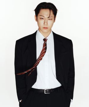 [이도현 PICK] 릴렉스드 베이식 블레이저 [블랙]