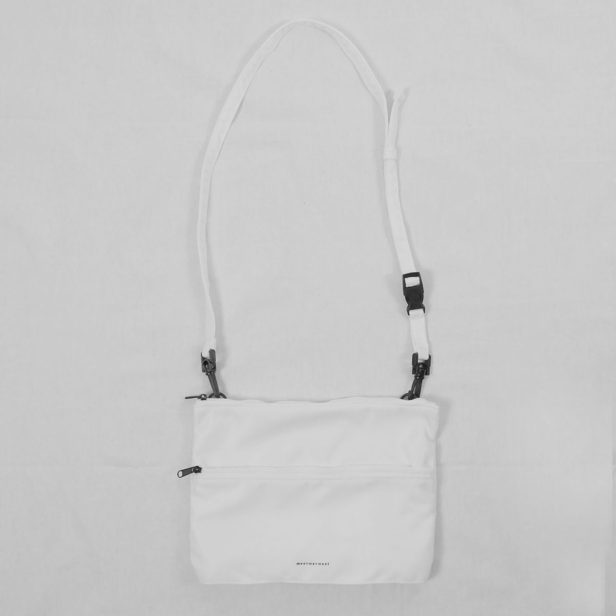 밋맷밋(MEETMETMEET) Line white