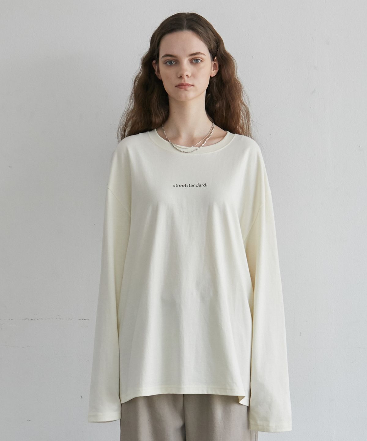 스트리트 스탠다드(STREET STANDARD) S-LOGO L/SLV T-SHIRTS  CREAM
