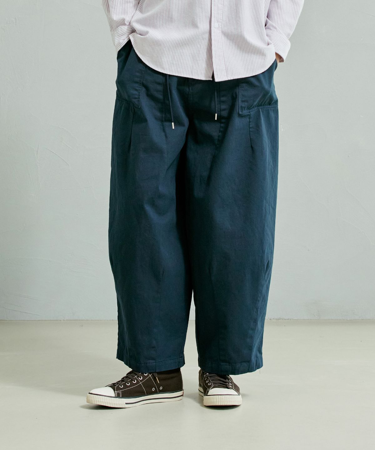 프리즘웍스(FRIZMWORKS) TWILL BALLOON PANTS _ NAVY