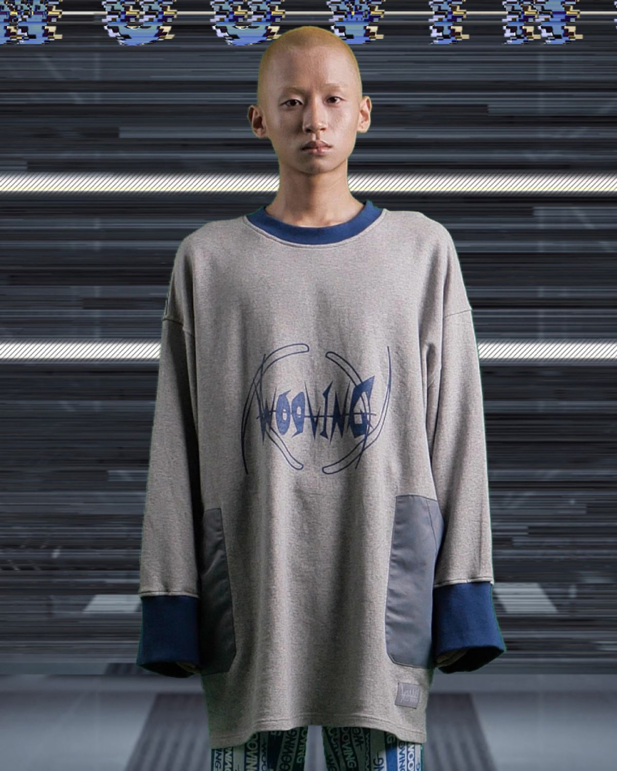 우빙(WOOVING) ROCKET SWEATSHIRTS (NAVY)