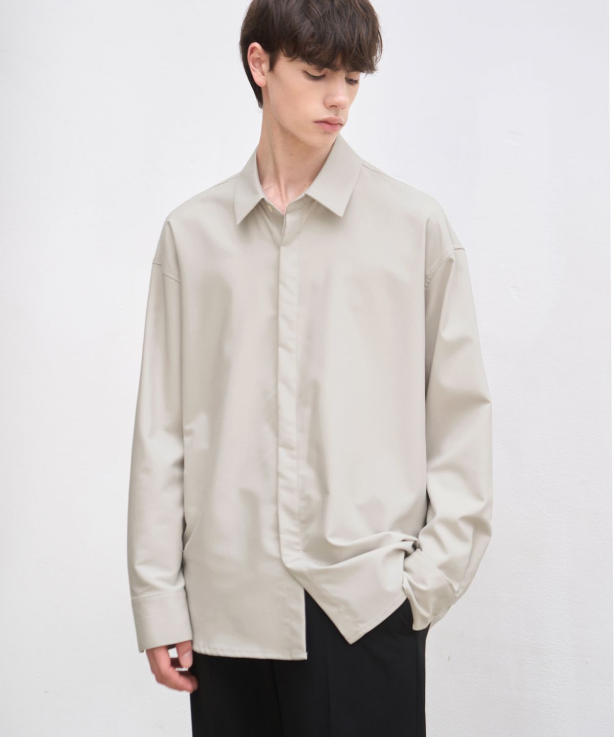 드로우핏(DRAW FIT) 오버사이즈 히든 미니멀 셔츠 [CREAM]