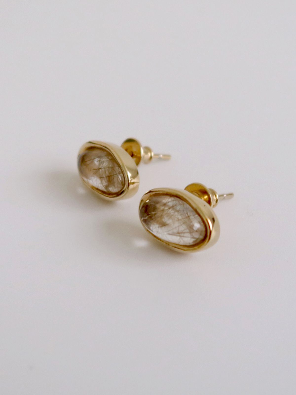 마호가니(MAHOGANI) GOLD QUARTZ ELLIPSE EARRINGS