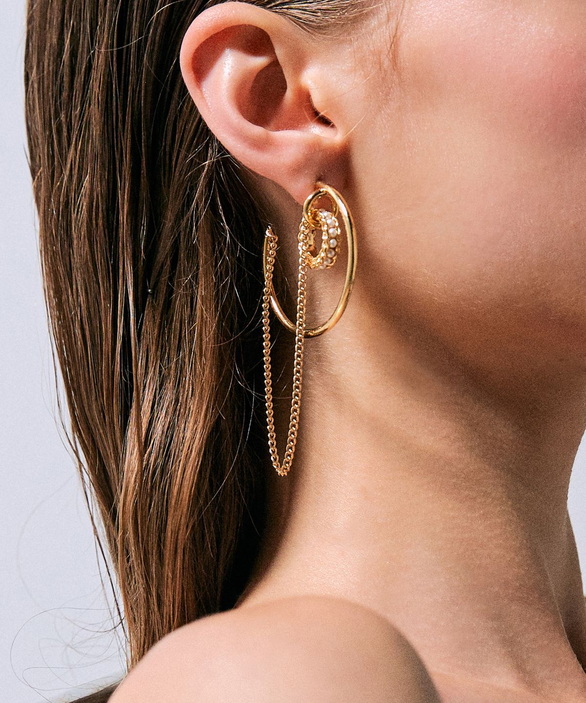 일레란느(ILLE LAN) GENTLER HOOP EARRINGS (Chain)
