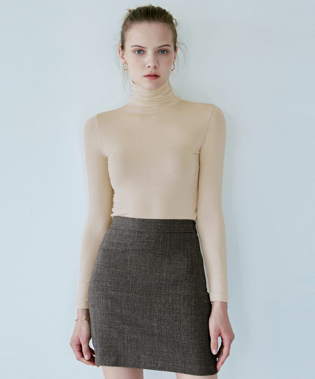 닉앤니콜(NICK&NICOLE) [ESSENTIAL] SLIM TURTLENECK TOP_CREAM