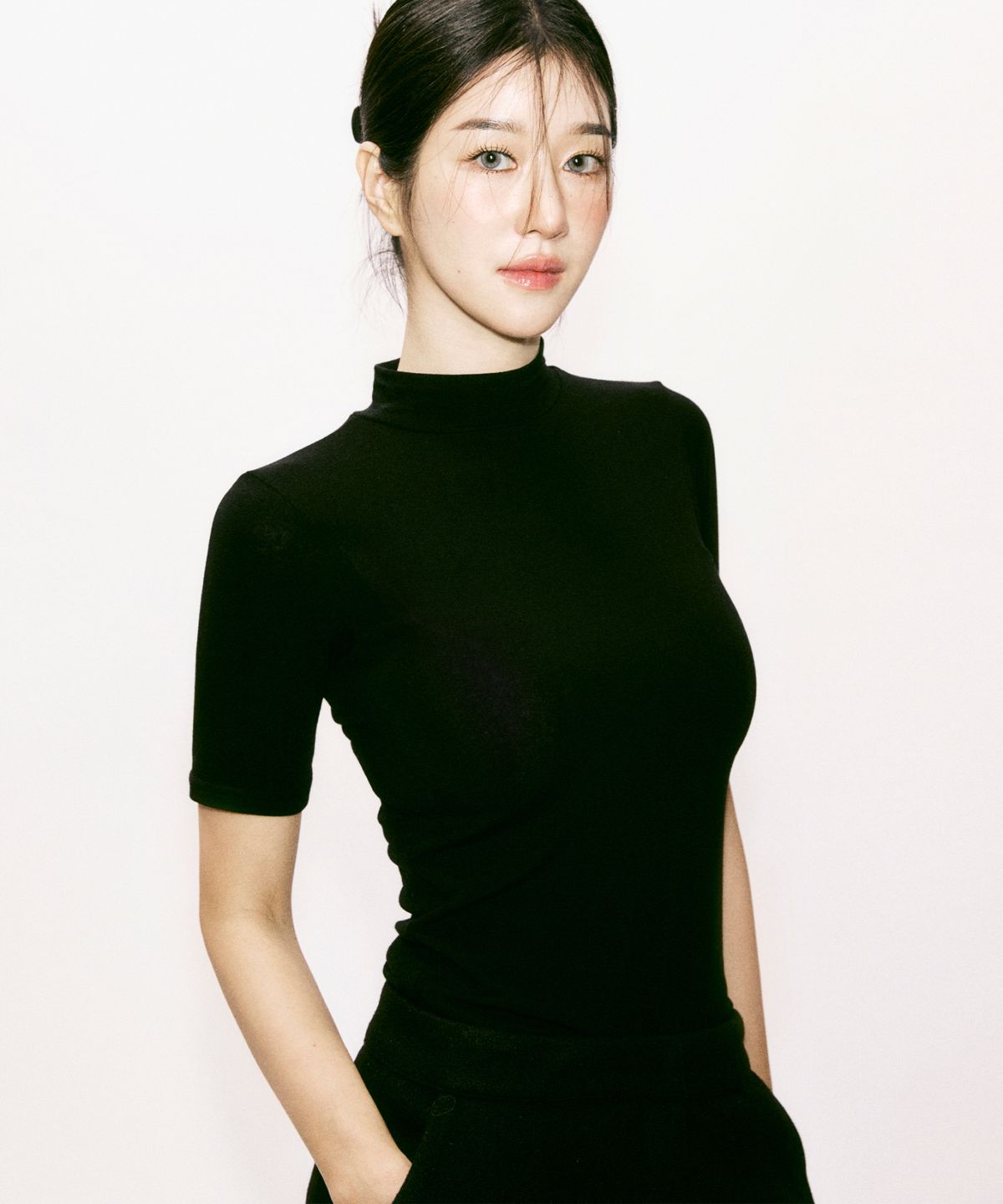 닉앤니콜(NICK&NICOLE) [ESSENTIAL] MOCK NECK HALF TOP_4 COLOR
