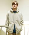 1608300