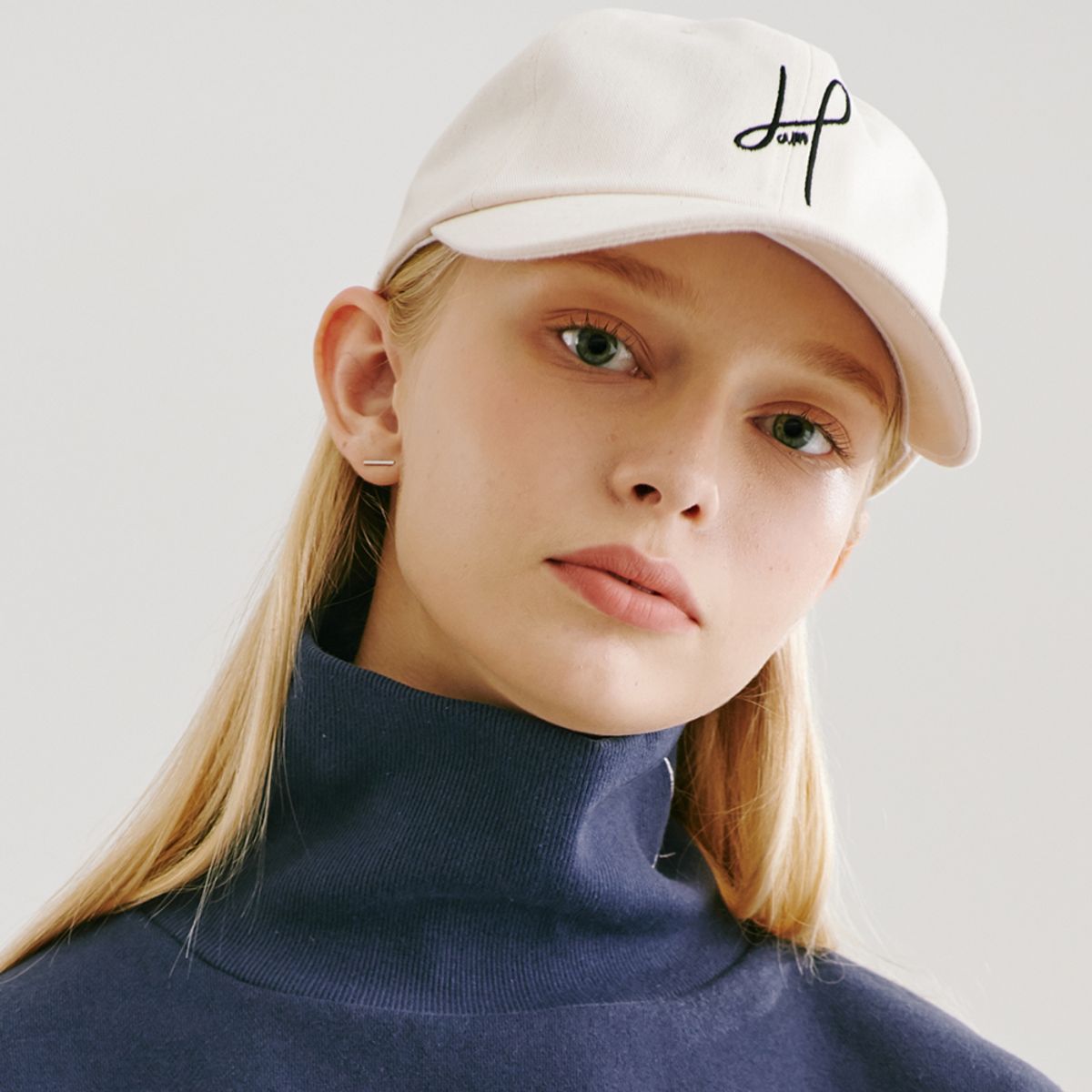돈애스크마이플랜(DAMP) SIGNATURE LOGO CAP 2.0_NATURAL IVORY
