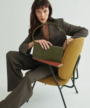 마딴 크로커백 올리브 스퀘어