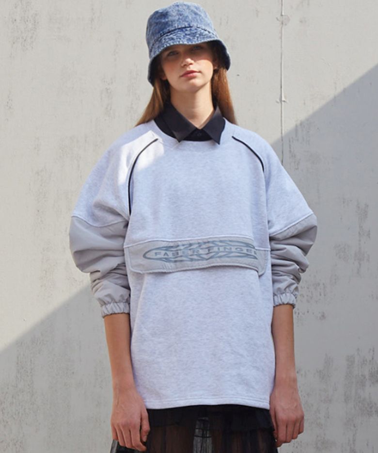 Front Cover Raglan Sweatshirt_Gray