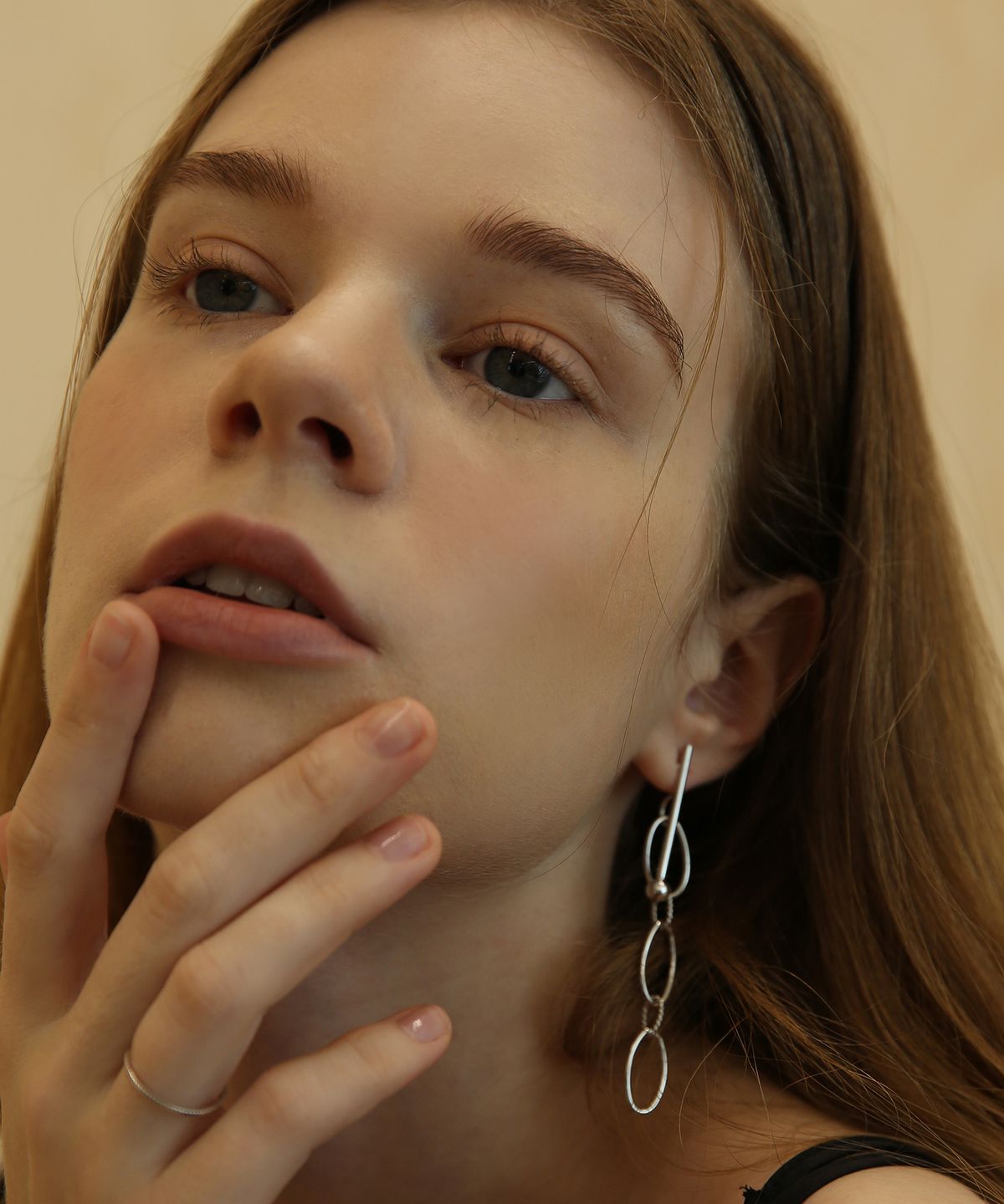 레이지던(LAZYDAWN) volume chain drop earring E003